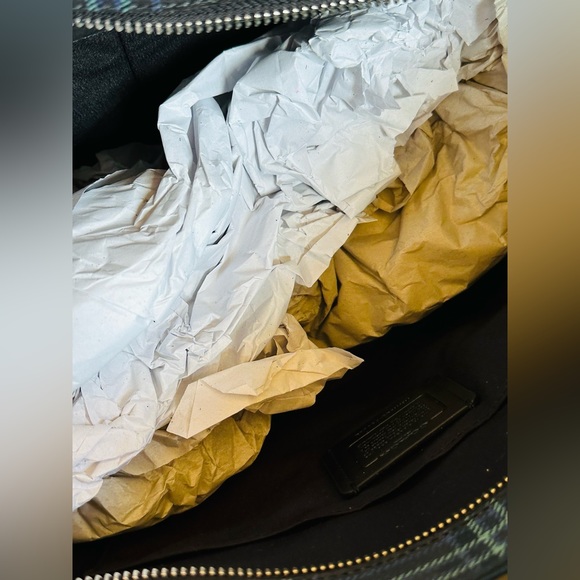 Coach Signature CC Plaid zip city tote handbag&wristlet Authentic NWT - Picture 6 of 14